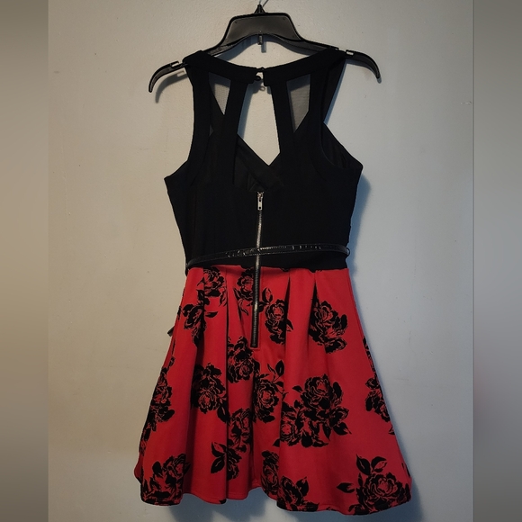 Crystal Doll red black junior dress 7 - Picture 4 of 8